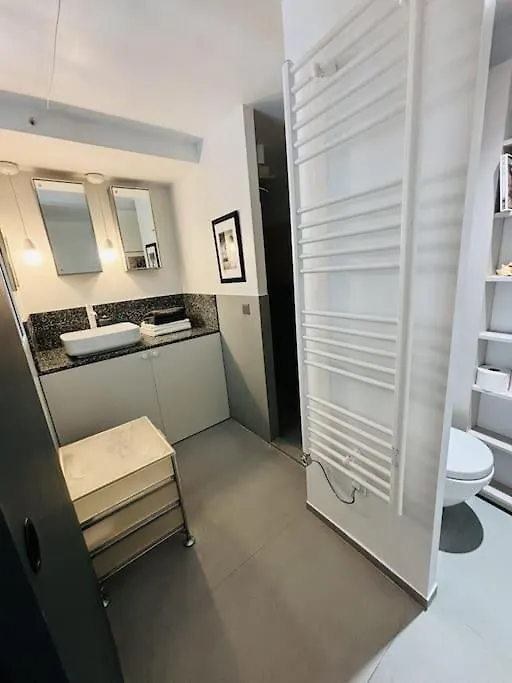 Cozy Apt Canal Saint Martin Paris Apartment